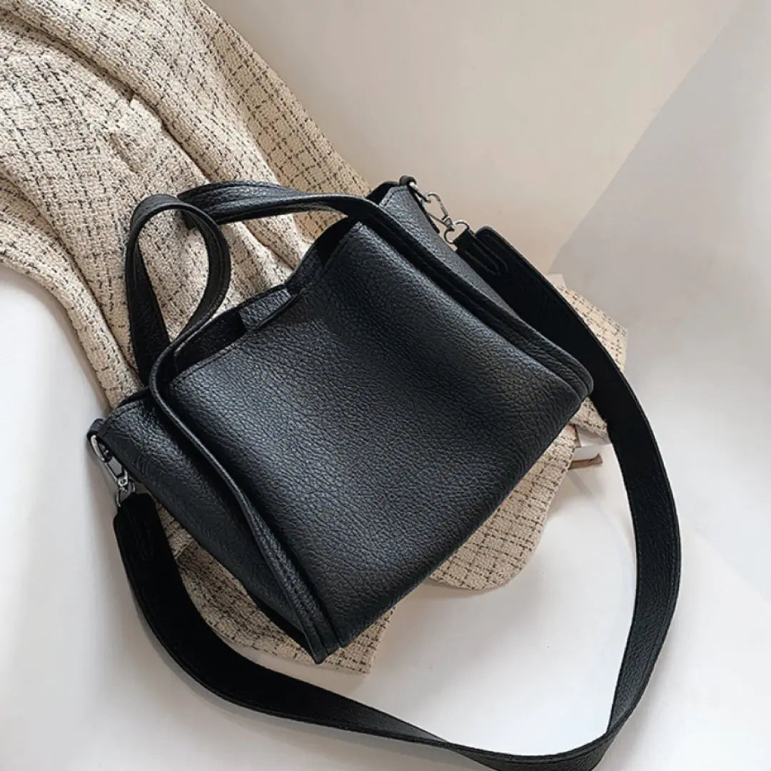 Kira Bag – Chic, Petite & Elegantly Crafted